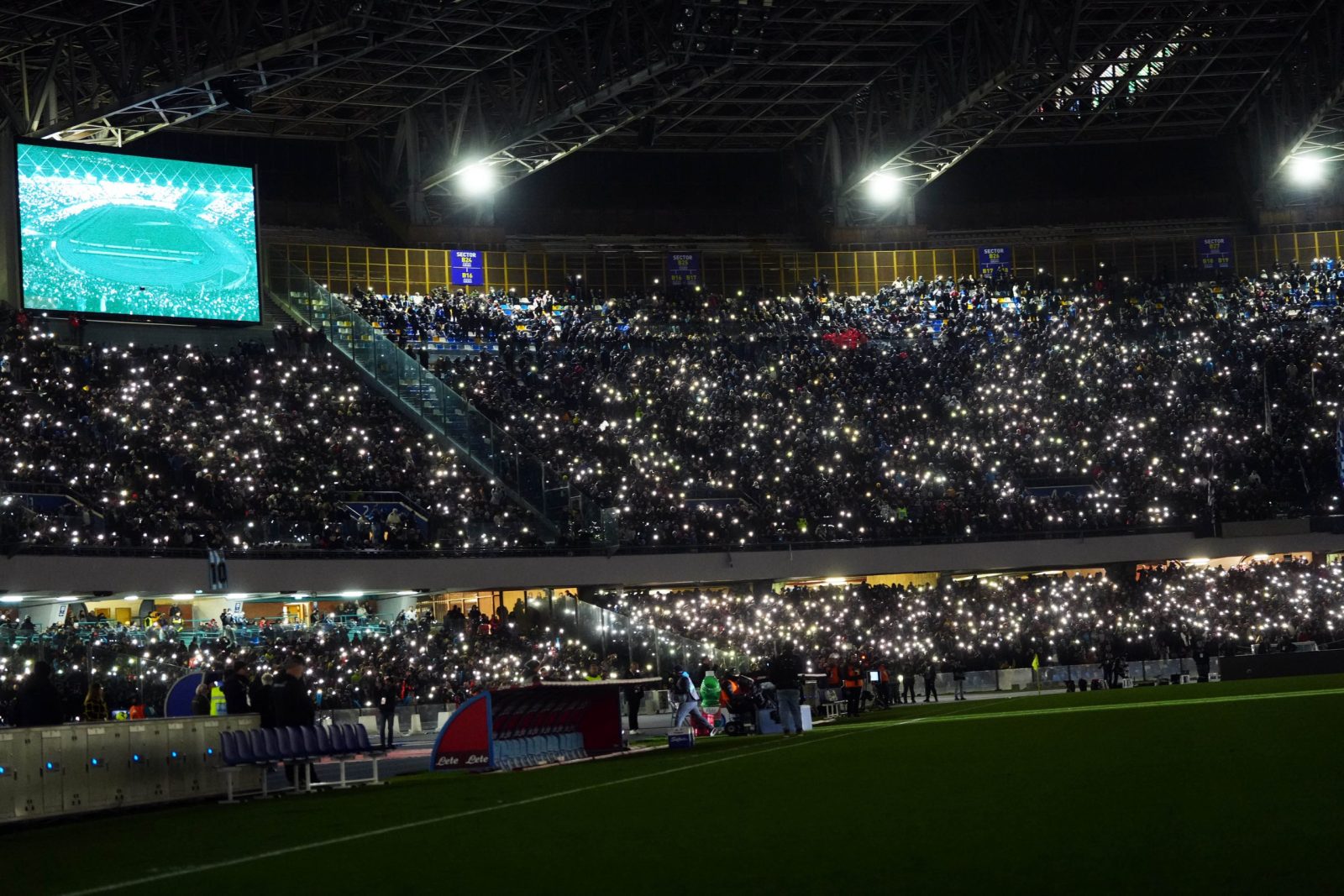 Napoli, stadio Maradona