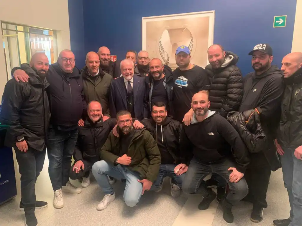De Laurentiis ultras