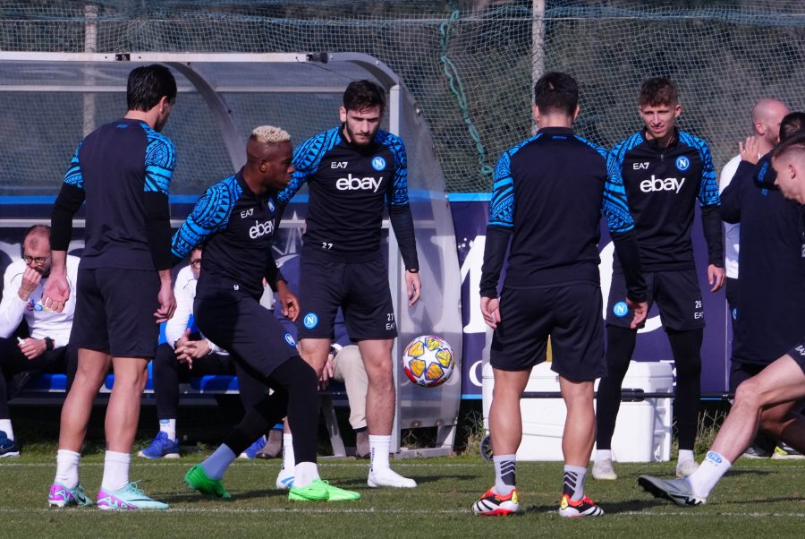 napoli report allenamento