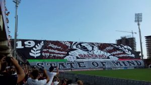 Coreografia dei tifosi della Salernitana. Credit photo by Wikipedia