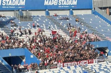 tifosi del Bari al Mapei stadium