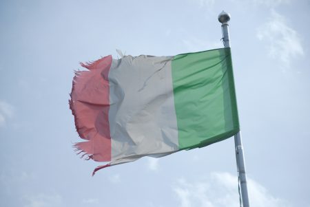 Foto di Curdin su Unsplash