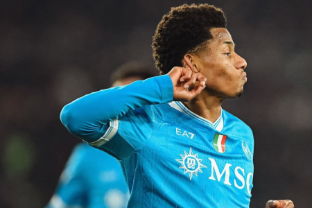 Neres affonda la Roma - credits to Instagram officialsscnapoli.png